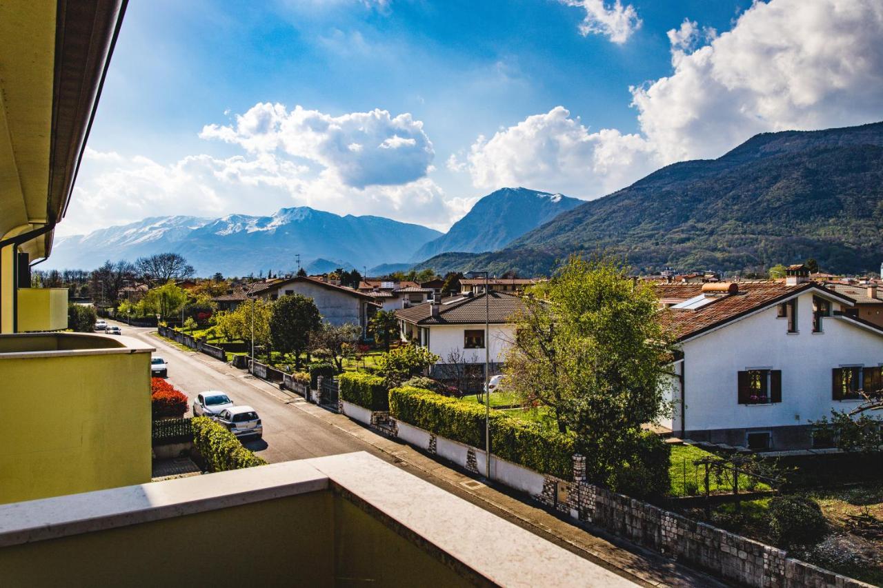 Appartamento Borgo Peschiere Маниаго Экстерьер фото