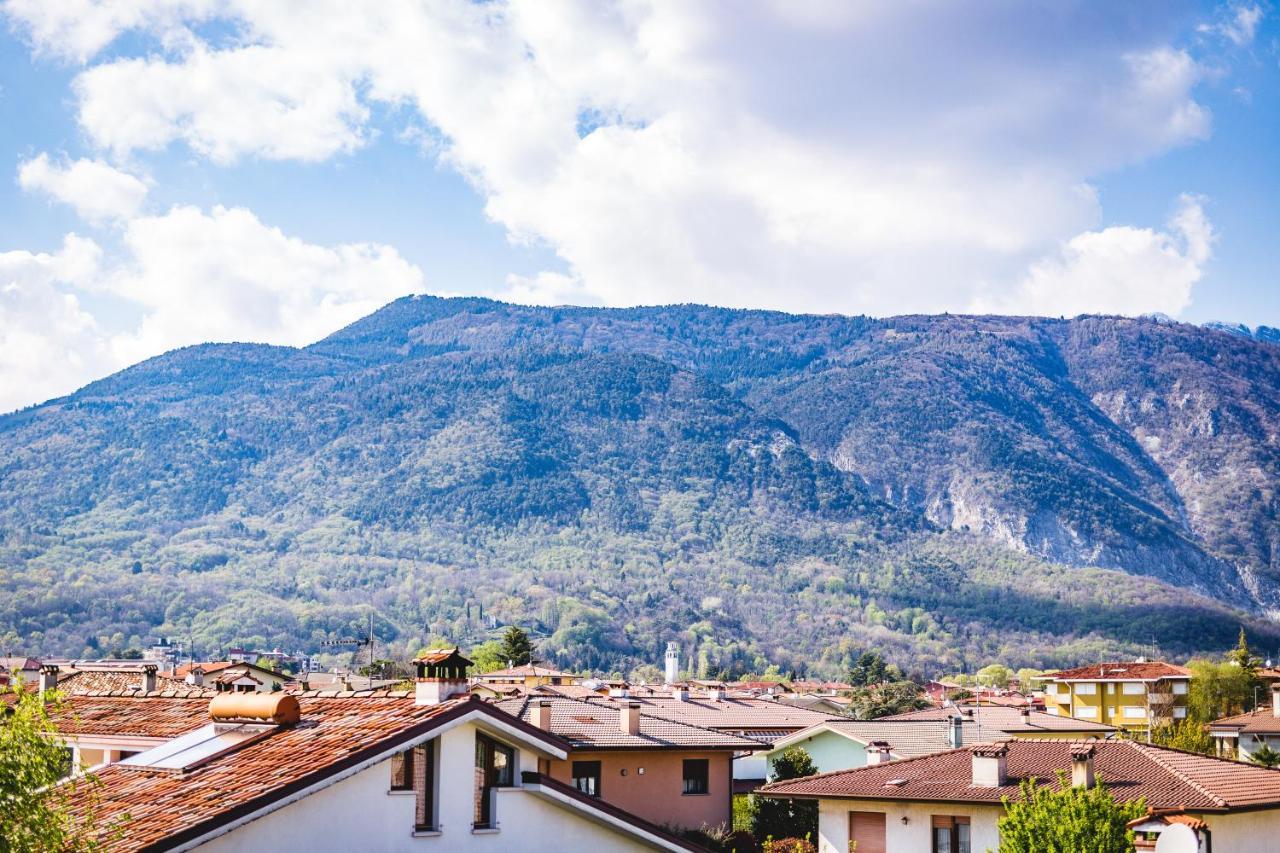Appartamento Borgo Peschiere Маниаго Экстерьер фото